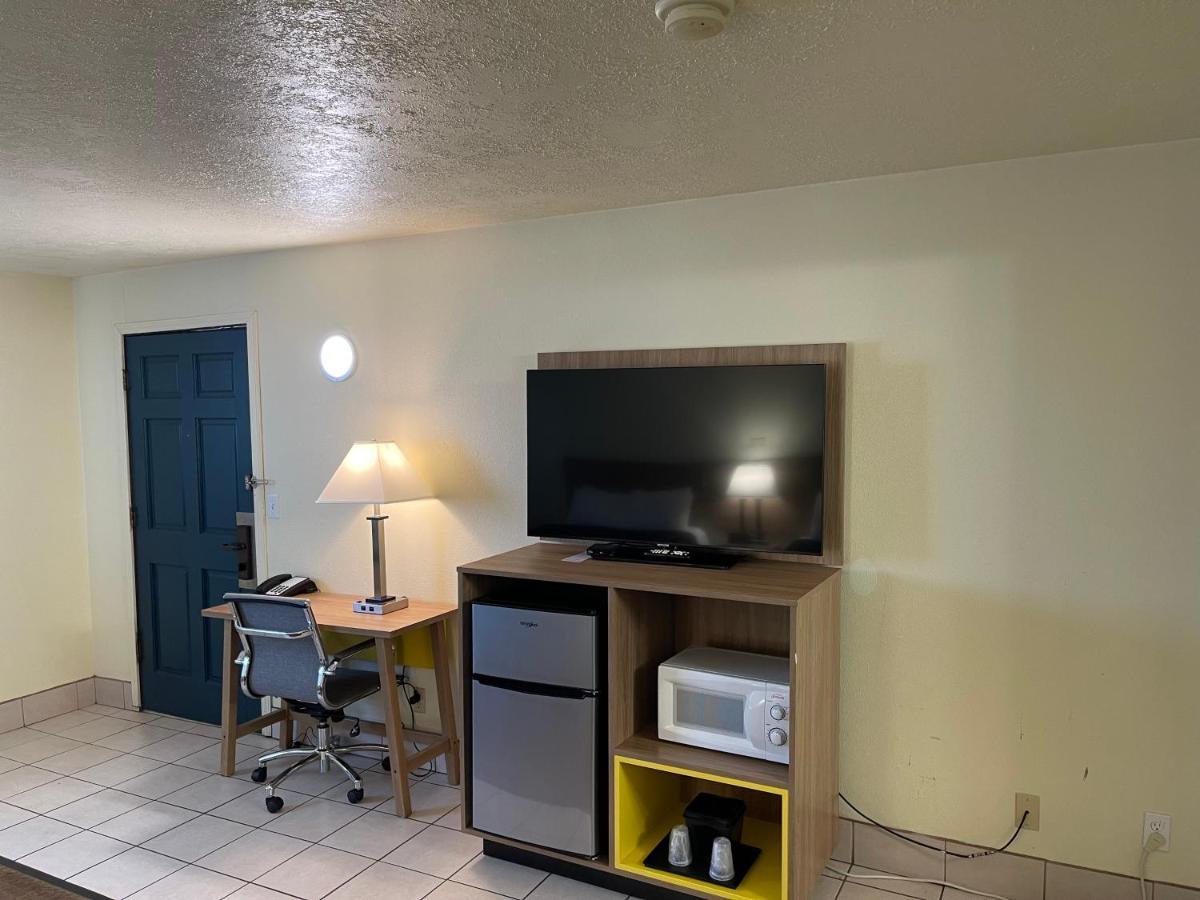 Coast Motel